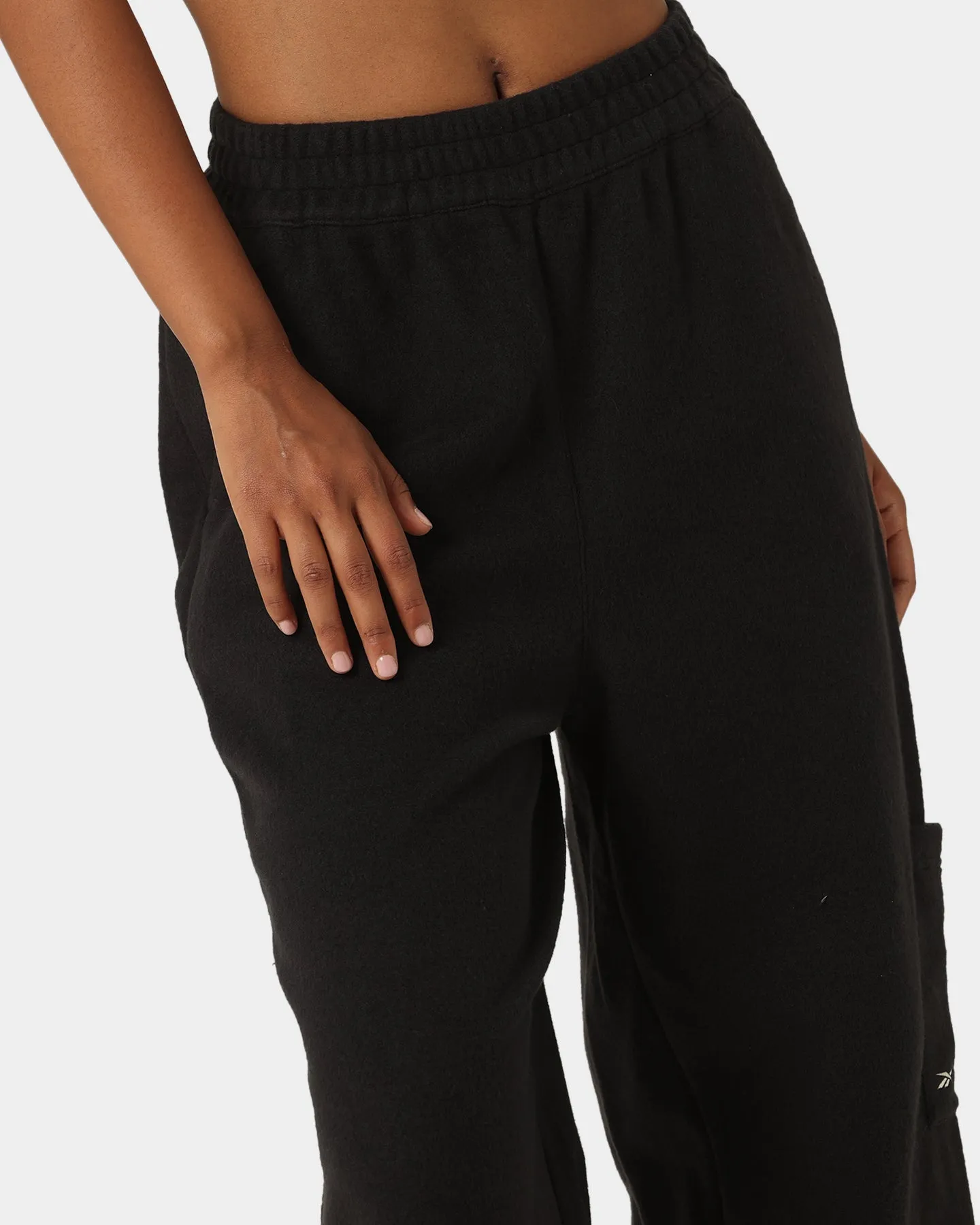 Reebok Women's Classic Fleece Wide Leg Pants Black