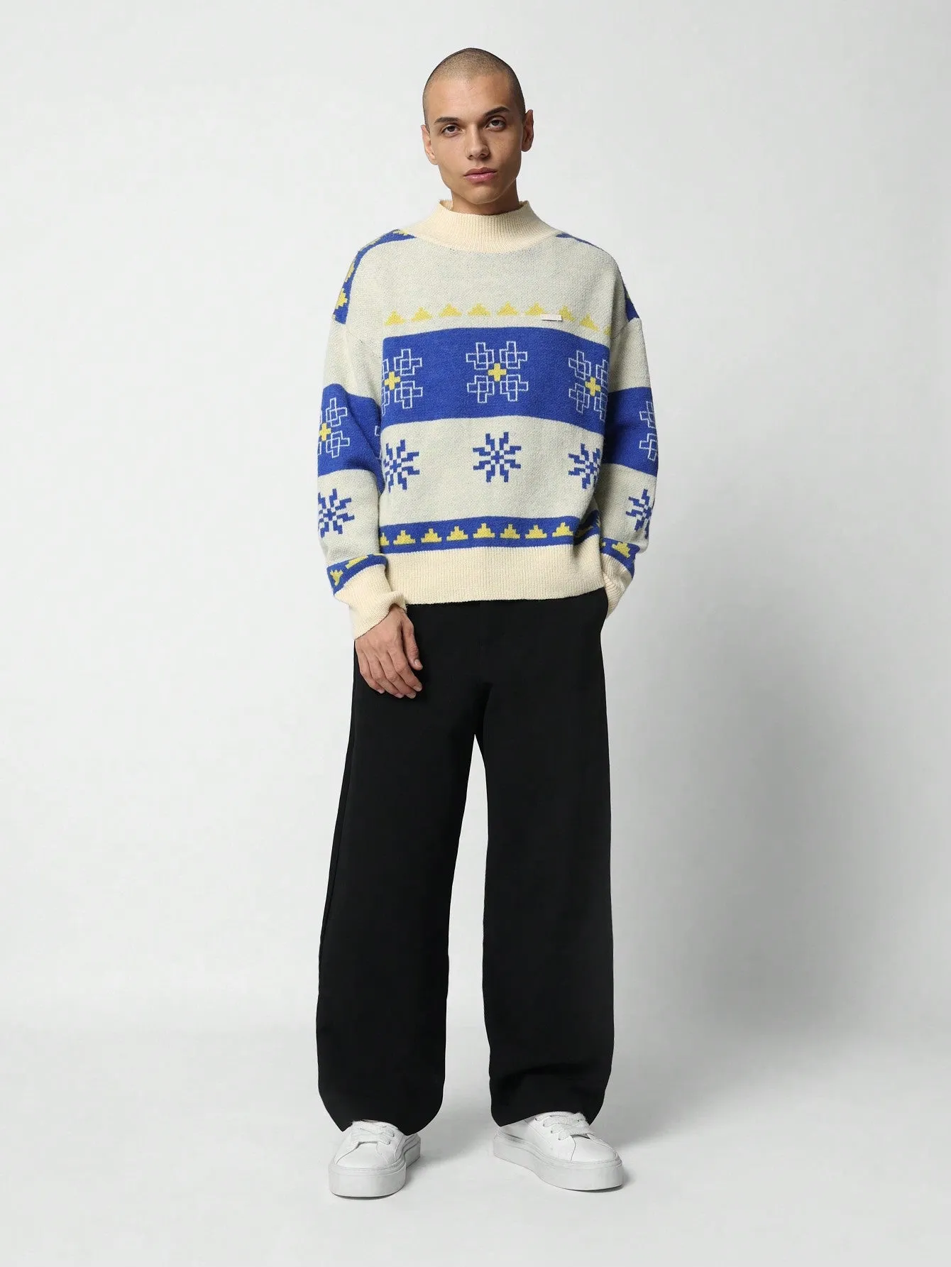 Regular Fit Christmas Printed Knit Funnel Neck Sweater