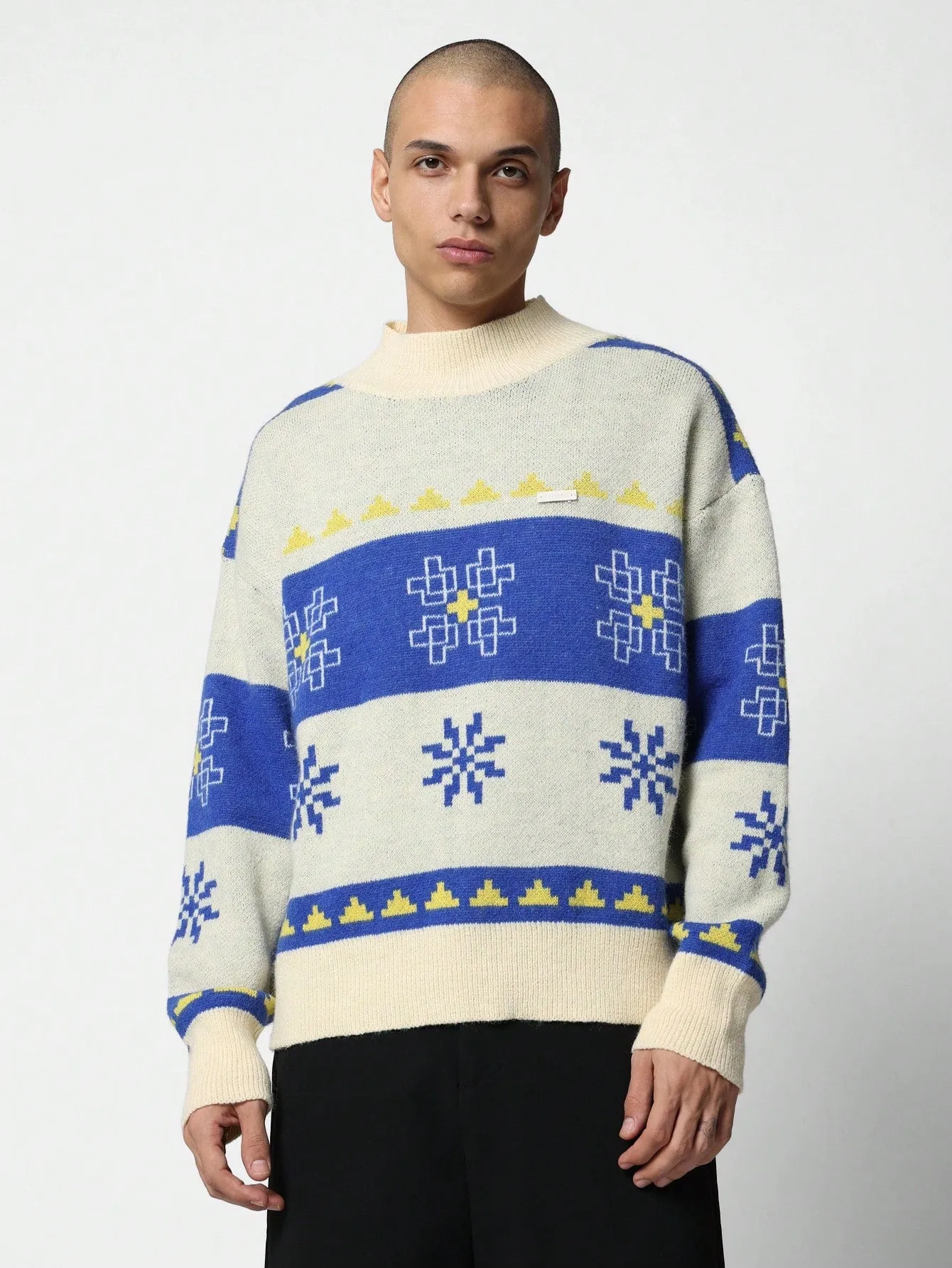 Regular Fit Christmas Printed Knit Funnel Neck Sweater