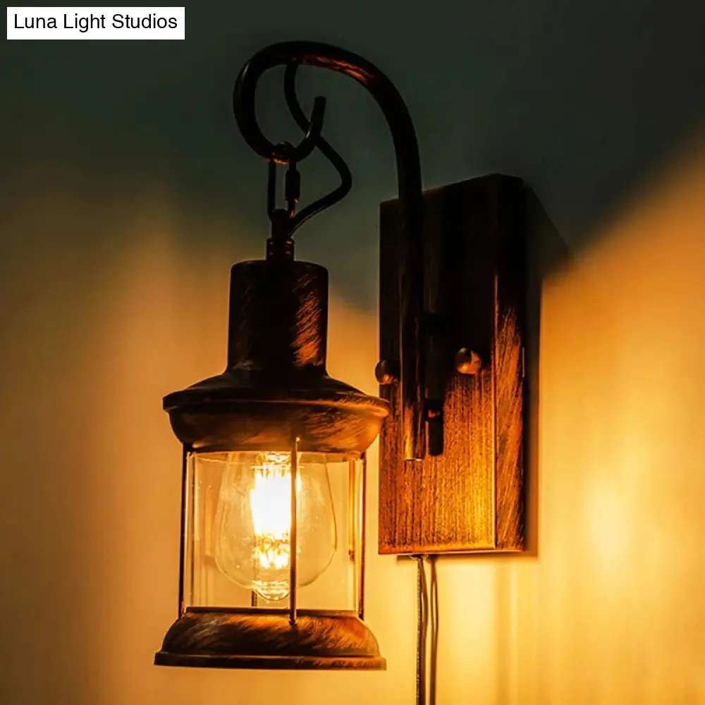 Retro Style Bronze Iron Lantern Wall Light - Single-Bulb Fixture for Restaurant Wall Lighting