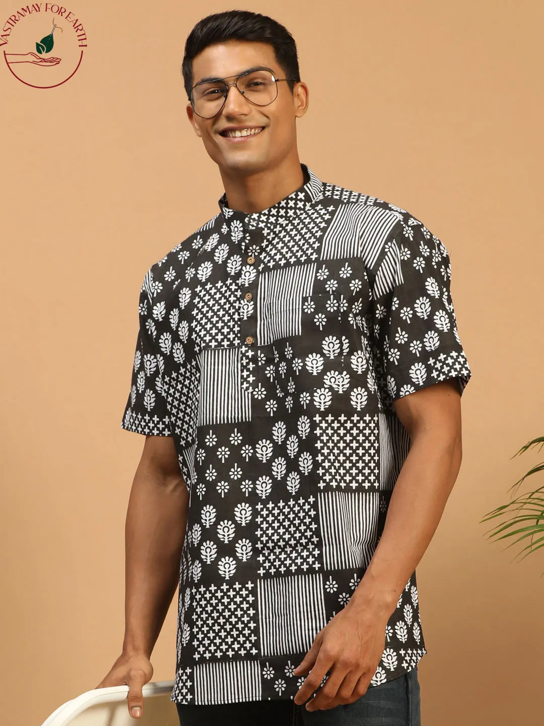 Vastramay Men's Printed Cotton Short Kurta